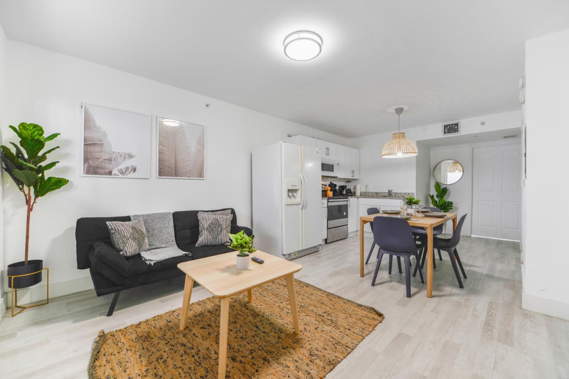 Experience Comfort Near Marlins Park Apartment *